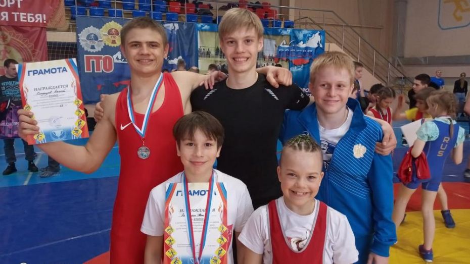 Эртильские борцы завоевали вторые места турнира в Липецкой области