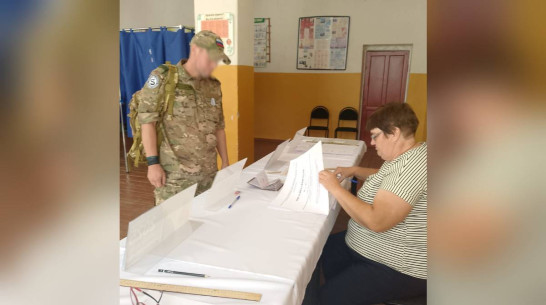 В острогожском селе Болдыревка проголосовал участник СВО