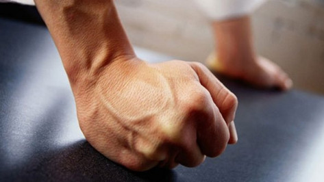 В Воронеже у женщины разорвало селезенку после драки с мужем