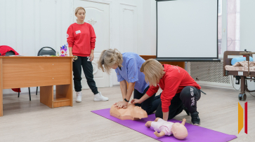 Инструкторы Красного Креста провели для воронежских учителей занятие по оказанию первой помощи