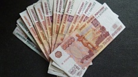 Бывшего главврача ЦРБ в Воронежской области подозревают в незаконном увеличении своей зарплаты