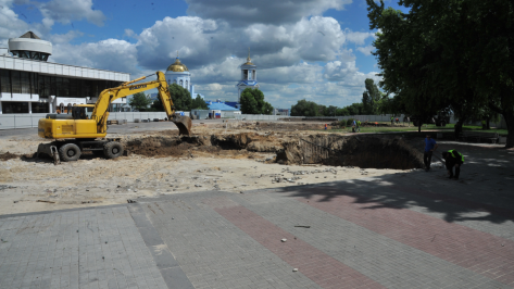 В Воронеже при раскопках на Советской площади нашли осколок древней посуды