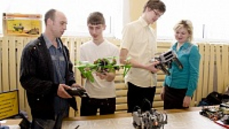На воронежском фестивале робототехники «Робофест-2014» лискинцы взяли сразу несколько призовых мест