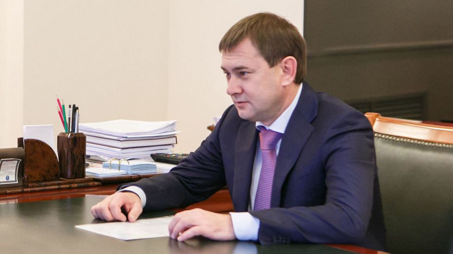 Спикер Воронежской облдумы рассмотрел обращения избирателей по социальным вопросам