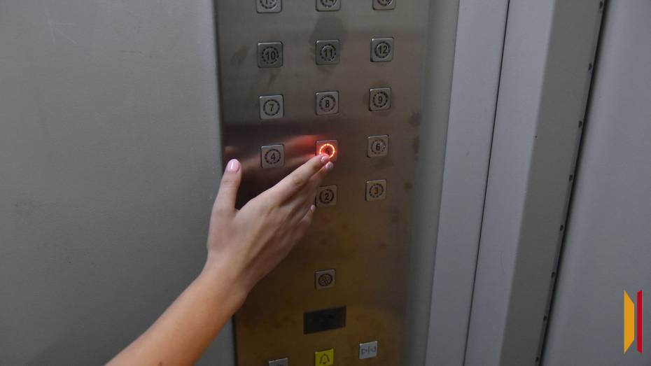 В Воронежской области за три месяца проведена замена 31 лифта в 13 домах