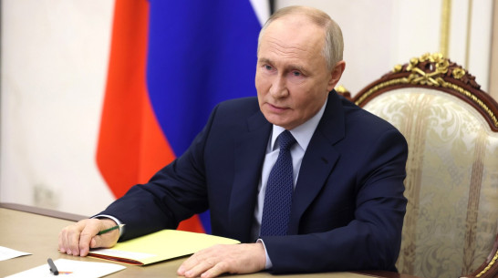 Президент Владимир Путин присвоил почетные звания 3 воронежцам