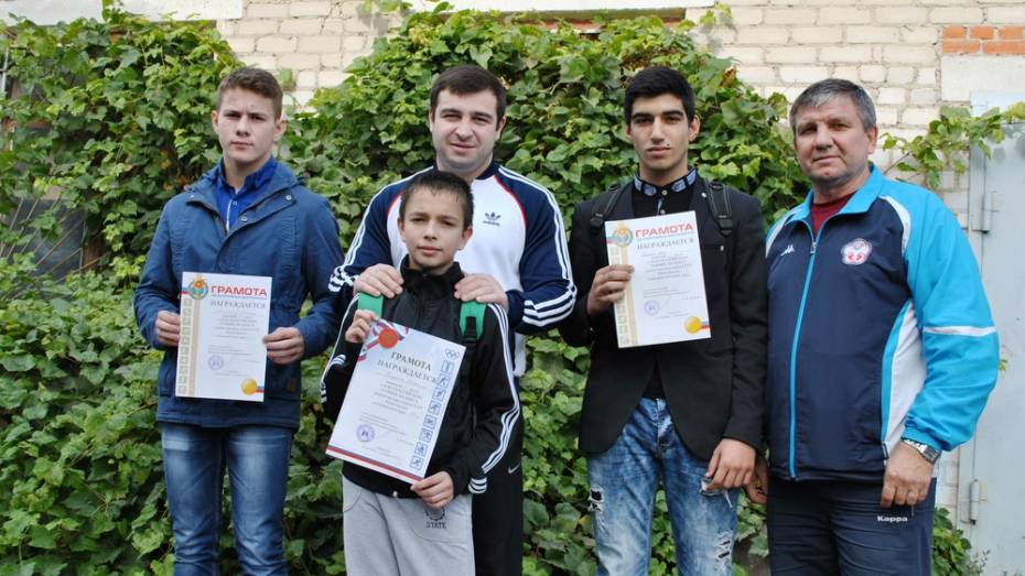 Семилукские боксеры стали призерами всероссийского турнира