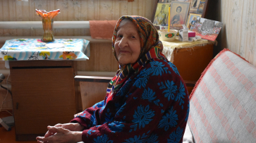 «Старшая — значит сильная». Труженик тыла из Воронежской области отметила 100-летний юбилей