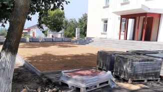 Общественники верхнемамонского села Приречное благоустроят территорию у соцобъектов