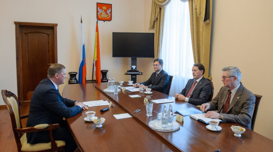 Воронежские власти согласовали проект соглашения с профсоюзами и работодателями