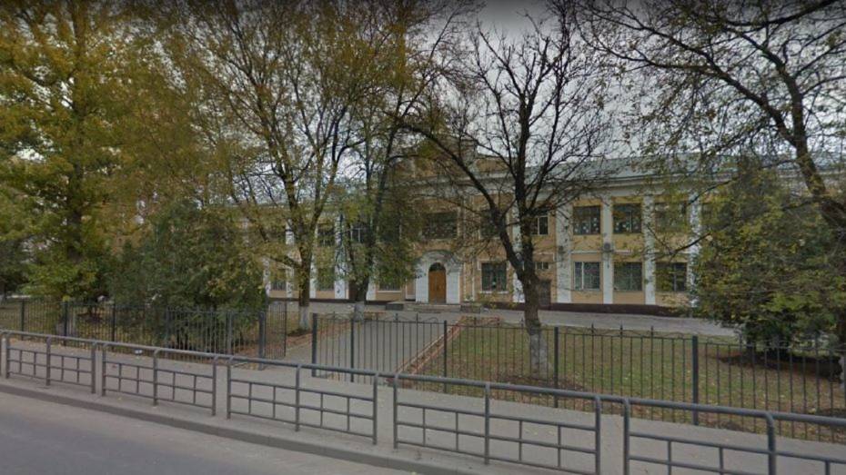 В Воронеже выделили 40 млн рублей на ремонт исторического здания школы №20