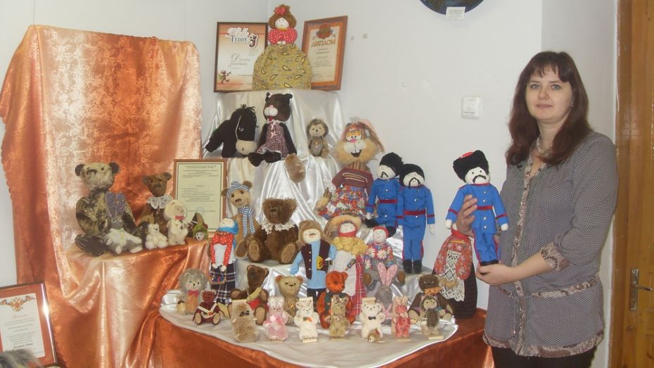 Жительница Богучара стала призером международной выставки коллекционных медведей