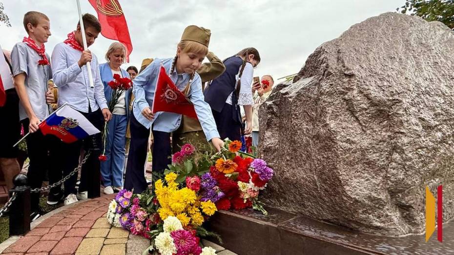 Семилукцы почтили память участников «Атаки мертвецов» в честь ее 110-летия
