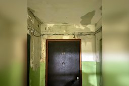 Жильцы 12-этажки в центре Воронежа: из-за грозы дом протек насквозь