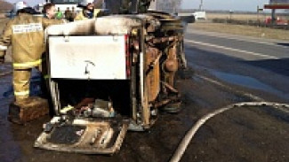 В Воронежской области автомобиль «Иж» вылетел в кювет: погибли два человека