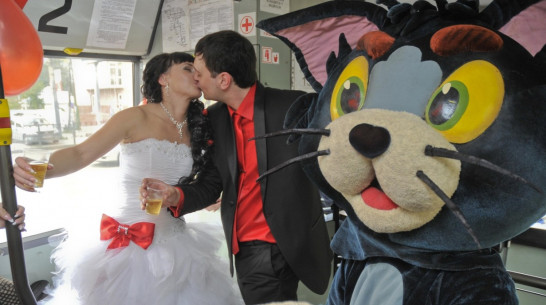 В Воронеже в пятницу 13-го сыграли свадьбу в стиле булгаковской «Мастера и Маргариты»