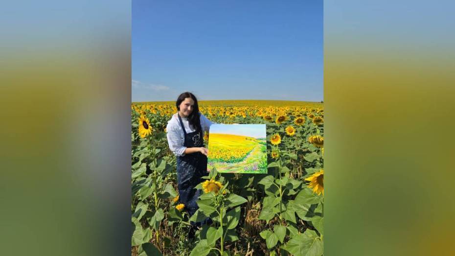 Россошанцев пригласили на выставку картин «С любовью к России»