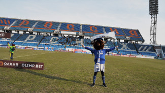 Воронежский «Факел» продлил договор с владельцами профсоюзного стадиона