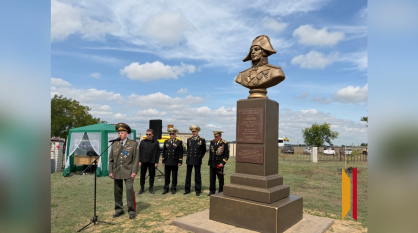 Памятник флотоводцу Федору Ушакову открыли в Воронежской области