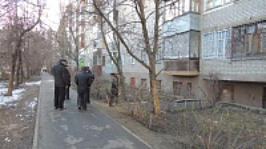 Жильцы дома, в котором хотят устроить приют для бомжей, возмущены возможным соседством