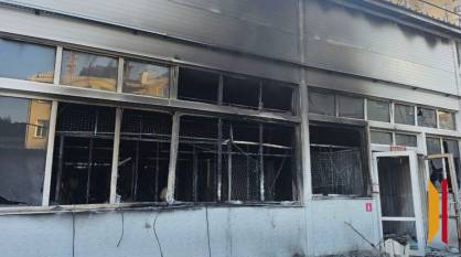 Появились кадры с места пожара на Кольцовском рынке в Воронеже