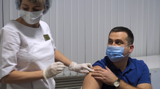 Более 1 млн воронежцев привились от ковида