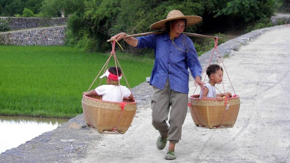 Китай пообещал ограничивать рождаемость до 2045 года