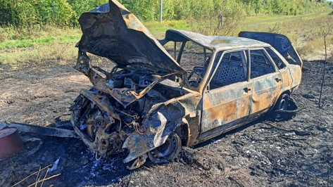 В Воронежской области загорелась «пятнашка»: погиб водитель
