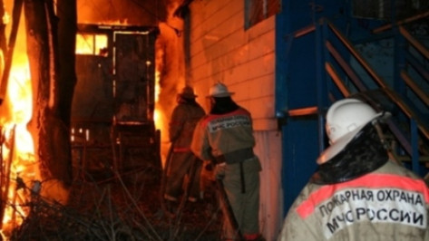В Воронежской области сгорел дом и погиб 40-летний сельчанин