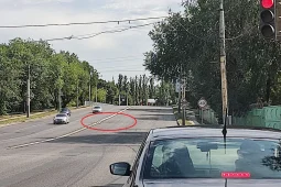 В Воронеже изменили схему движения из-за дефекта дороги на улице Лебедева