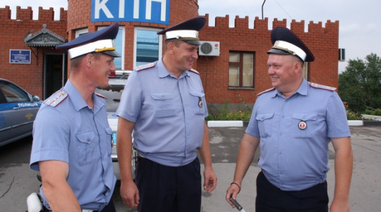 В Богучарском районе на посту ДПС у 37-летнего мужчины изъяли гашиш