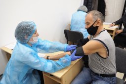 В России разыграют по 100 тыс рублей среди привитых от коронавируса