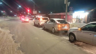 В Воронеже тамбовчанин устроил тройное ДТП, в котором пострадала 26-летняя девушка