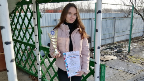 Эртильская вокалистка стала лауреатом Всероссийского конкурса «Роза ветров. Лето-2020»