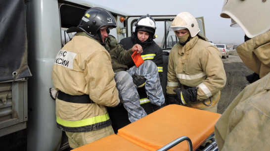 Учения по ликвидации аварии на трассе провели в Кантемировском районе