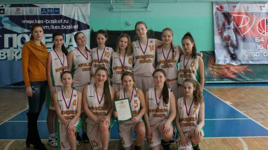 Острогожские баскетболистки стали бронзовыми призерами областной спартакиады