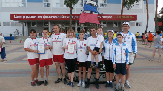 Кантемировцы победили в соревнованиях семей на Сельских играх