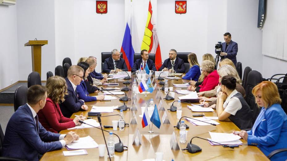 Юрий Матузов: «Для Воронежской области форум детских омбудсменов ЦФО – социально значимое событие»