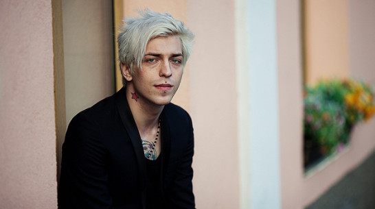 В Воронеже выступит популярный поэт Ес Соя