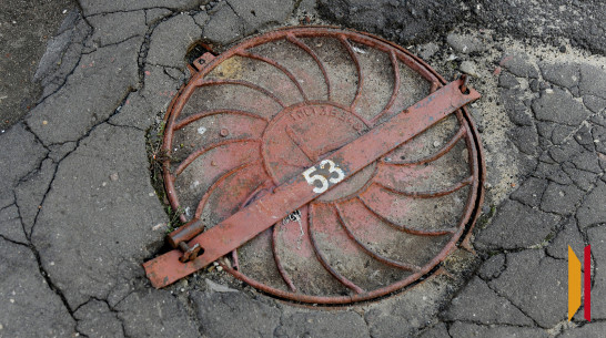 В Воронеже водитель отсудил у застройщика 65 тыс рублей за открытый канализационный люк