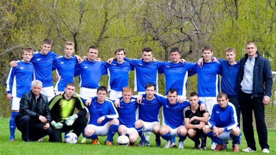Панинские футболисты сразятся за Кубок главы администрации района