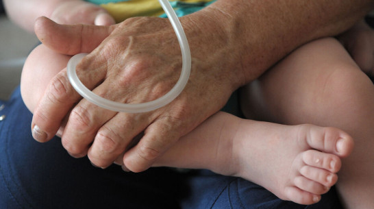 Попавшую в реанимацию 1,5-годовалую девочку перевезли из Воронежа в Москву