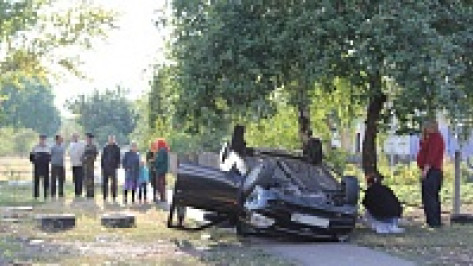 В Воронежской области на «Приоре» разбился 38-летний мужчина