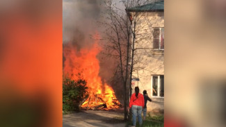 Два пожара в Воронеже сняли на видео