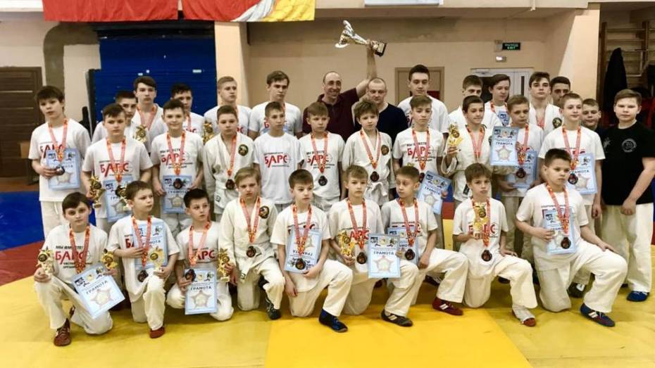 Борисоглебские рукопашники взяли 12 золотых медалей открытого первенства области