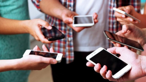 Жители Воронежской области за 9 месяцев потратили 22,5 млрд рублей на смартфоны