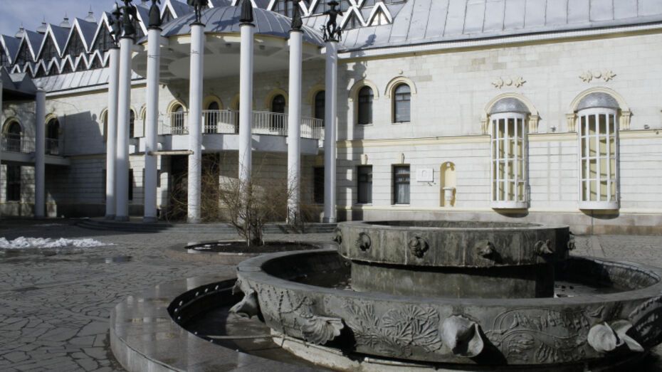 Фирма из Севастополя подготовит проект капремонта фонтана у Воронежского театра кукол
