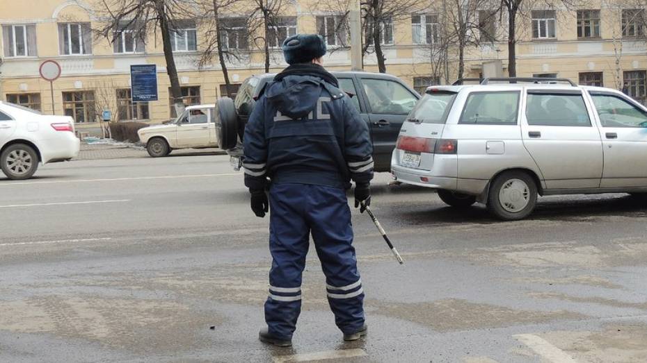 В Воронеже инспекторы проверят водителей на трезвость в День памяти жертв ДТП