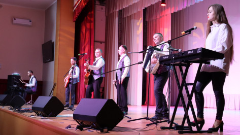 Богучарскому ансамблю присвоили звание народного самодеятельного коллектива области