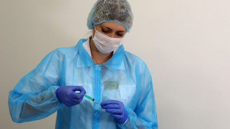 За сутки воронежские врачи вакцинировали от коронавируса 4146 человек